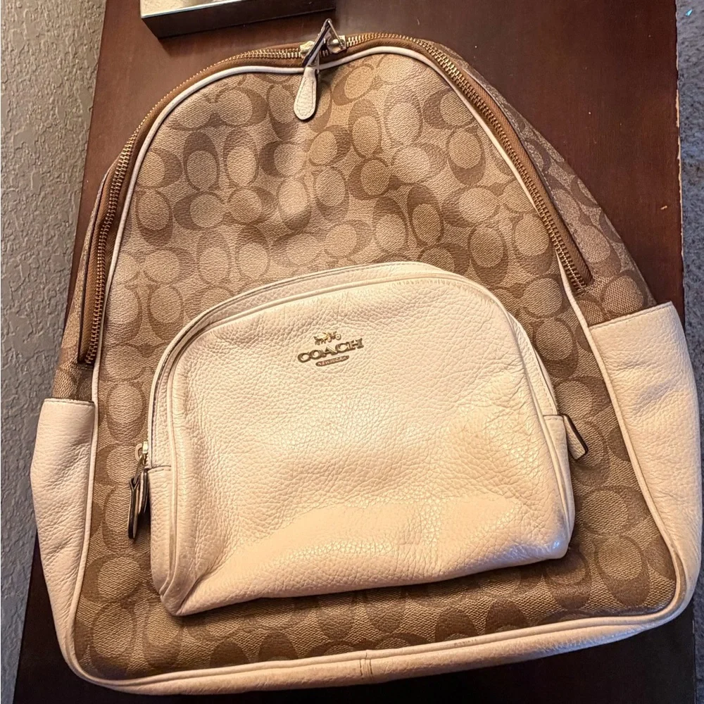 Coach Signature Tan and White Backpack - Picture 2 of 3